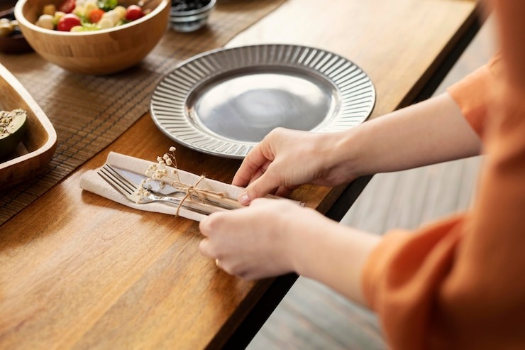Dining manners matter